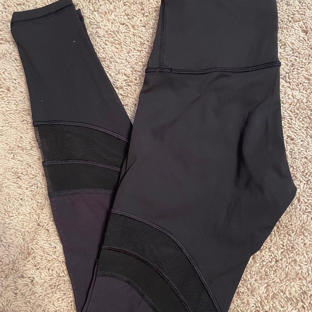 Lululemon mesh leggings